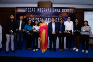 podar-world-college-excellent-academic-performance-uolj-une-2023-10-uai-516x344