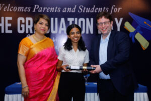 podar-world-college-excellent-academic-performance-uolj-une-2023-2-uai-516x344