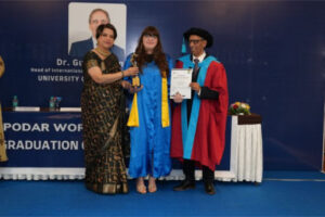 podar-world-college-first-class-honours-babm-2024-2025-3-uai-516x344