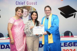 podar-world-college-uol-academic-results-2023-2024-13-uai-516x344