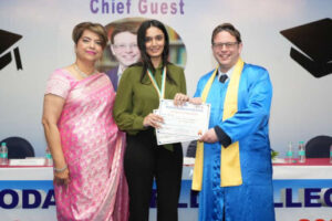 podar-world-college-uol-academic-results-2023-2024-16-uai-516x344